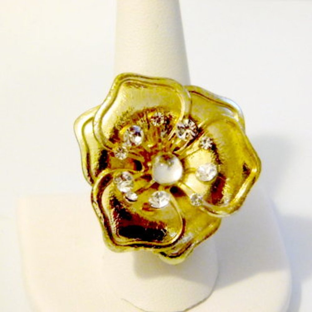 Goldtone Floral Crystal Statement Stretch Ring Size 9-12